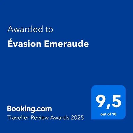 Apartment Evasion Emeraude